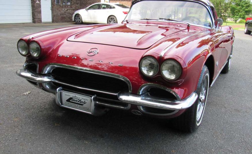 1962 Candy Apple Red Corvette ~ NEW! ~